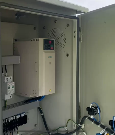 รีวิวการติดตั้งอินเวอร์เตอร์ปั๊มน้ำโซลาร์เซลล์ Veichi SI21 2.2 kW จังหวัดสระบุรี