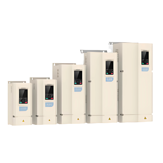 ภาพแสดงอินเวอร์เตอร์ VEICHI AC600 แบบติดตั้งในตู้ควบคุม พร้อมการเดินสายไฟภายในอุตสาหกรรม